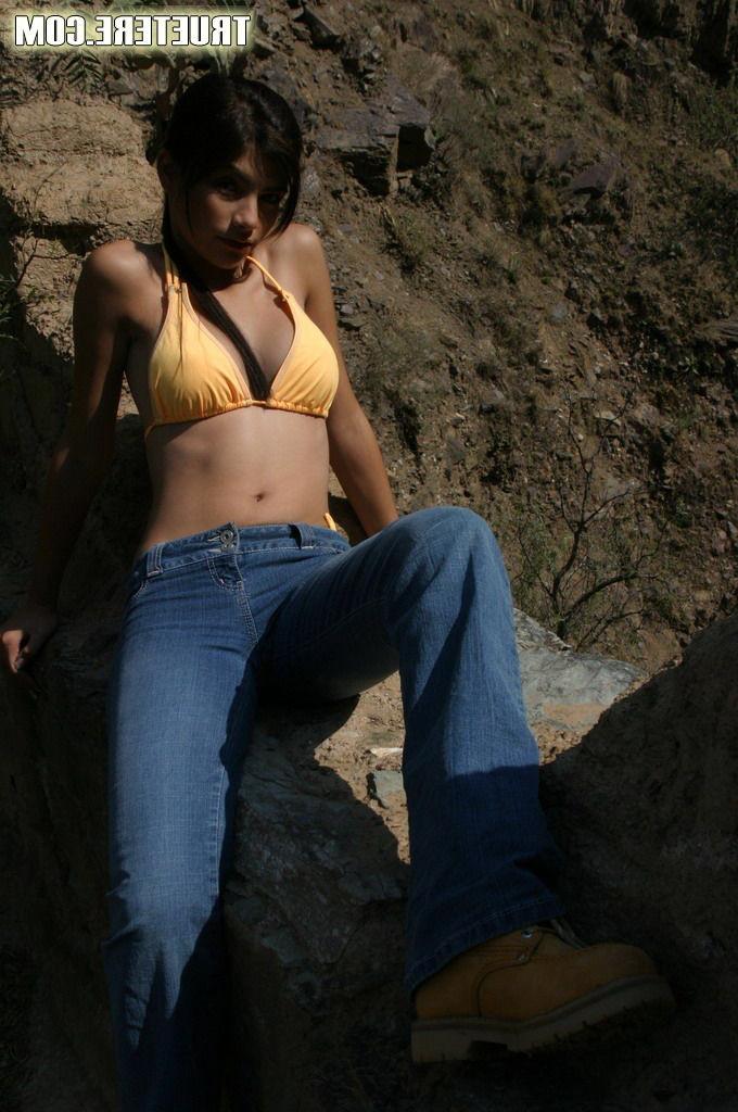 15P Sexy latin teen True Tere