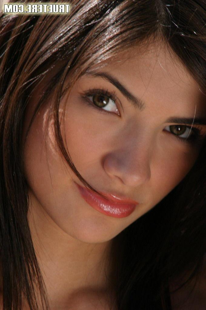 15P Sexy latin teen True Tere