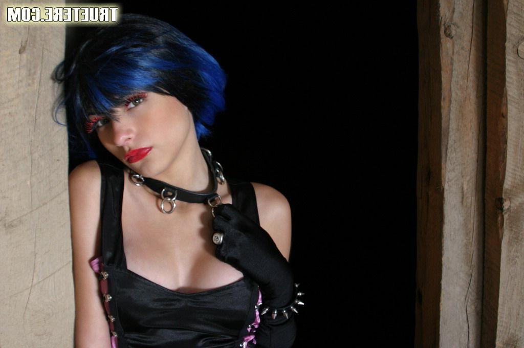 15P Sexy latin teen True Tere