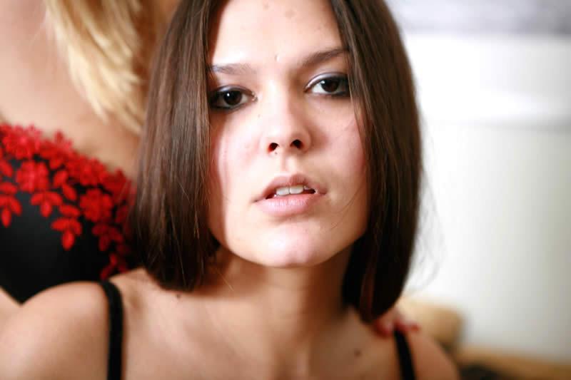 16P Horny couple seducing a gorgeous teen