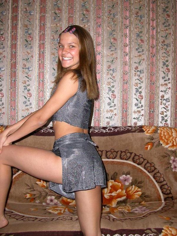 16P Skinny coed plays with her shaved pussy