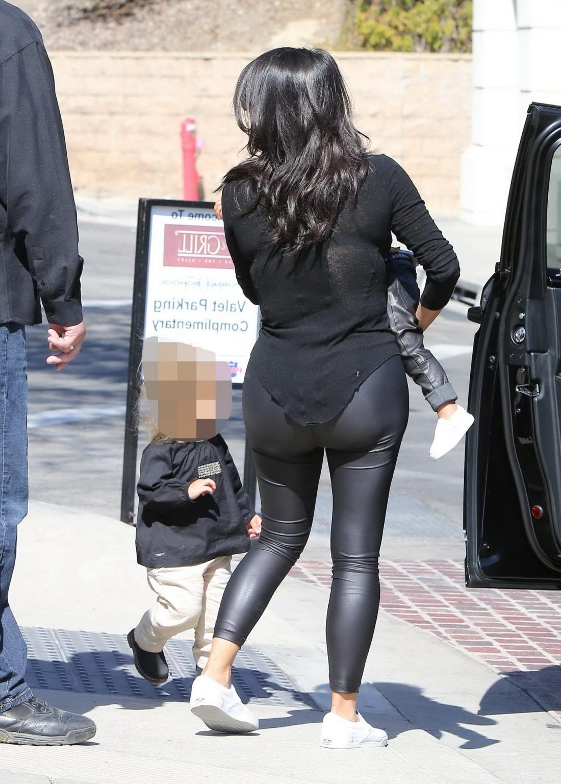 16P Kim Kardashian shows off her booty in black leather pants leaving The Grill in C