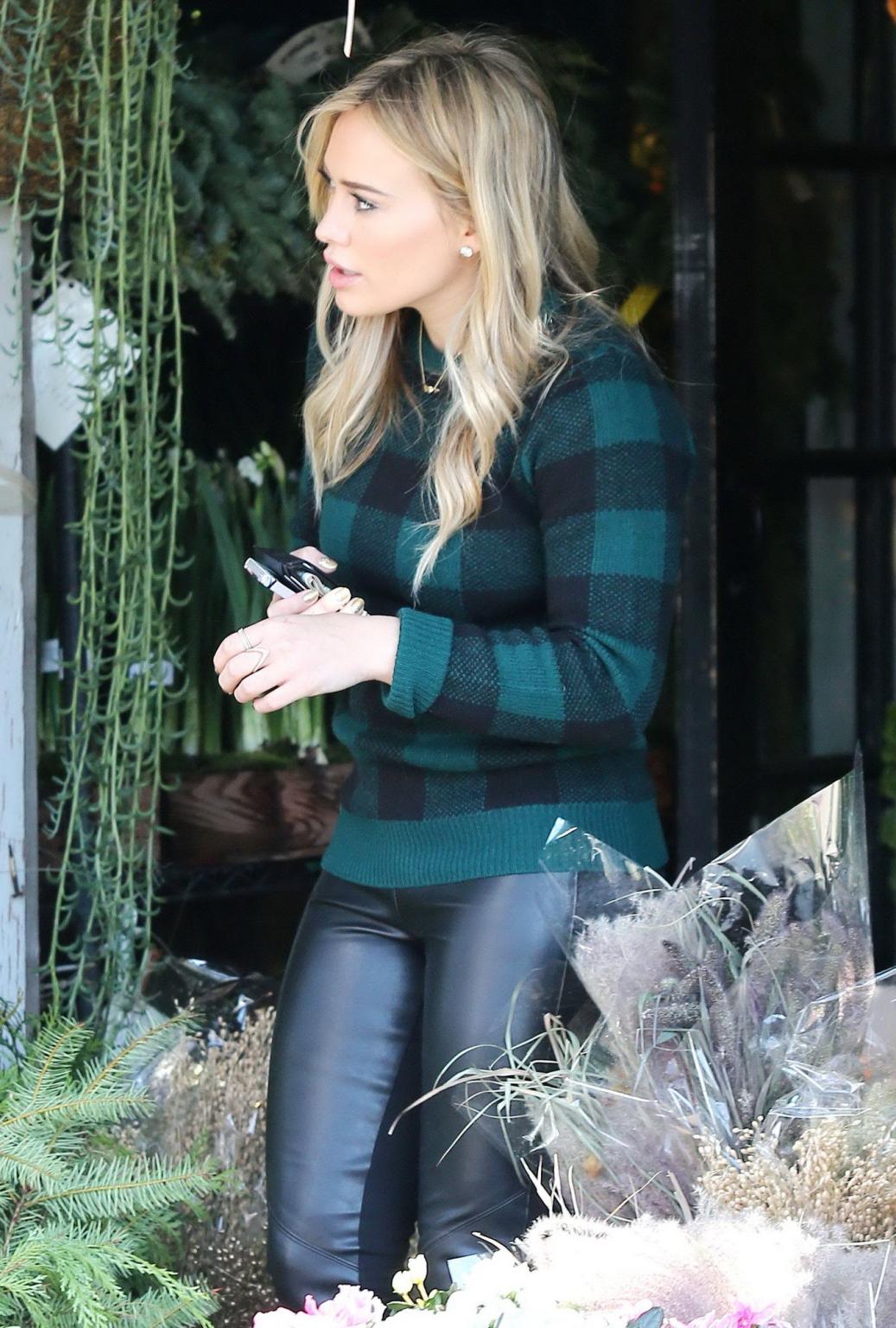 16P Hilary Duff showing off her ass in tight pants out in LA