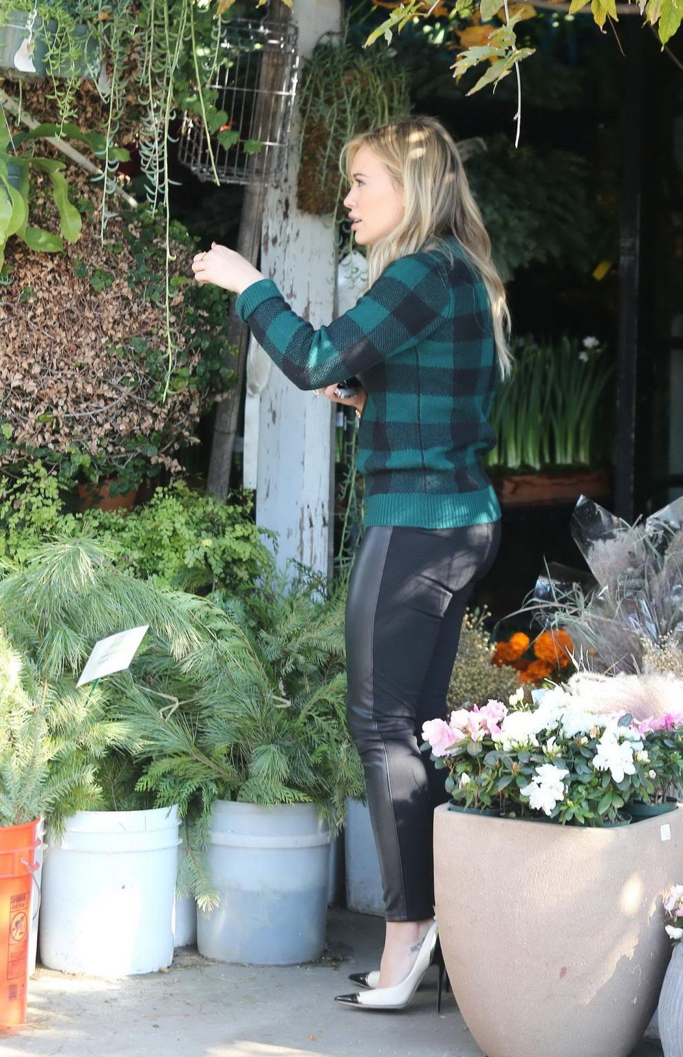 16P Hilary Duff showing off her ass in tight pants out in LA