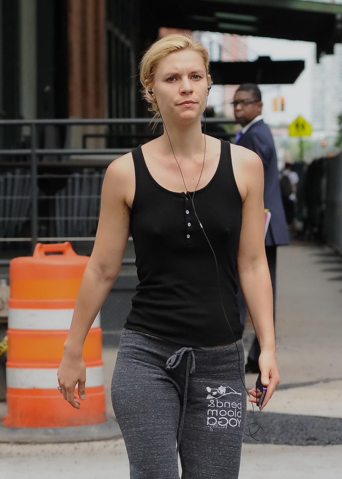 10P Claire Danes shows hard pokies braless wearing skimpy top  leggings after a yoga