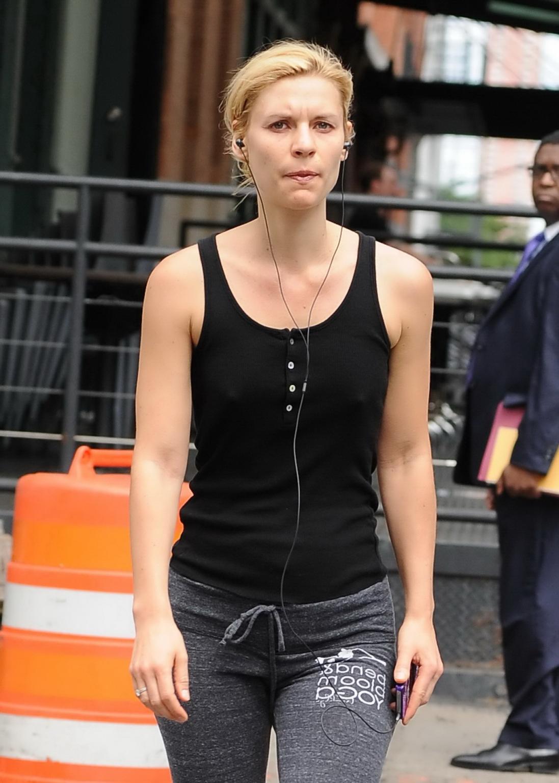 10P Claire Danes shows hard pokies braless wearing skimpy top  leggings after a yoga