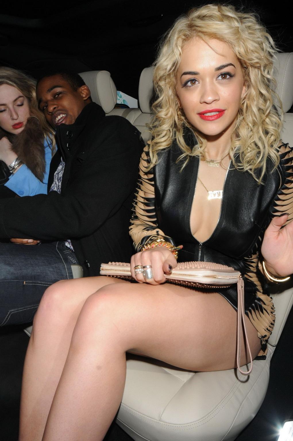 10P Rita Ora flashing her panties and big boobs in skimpy leather mini dress at the 