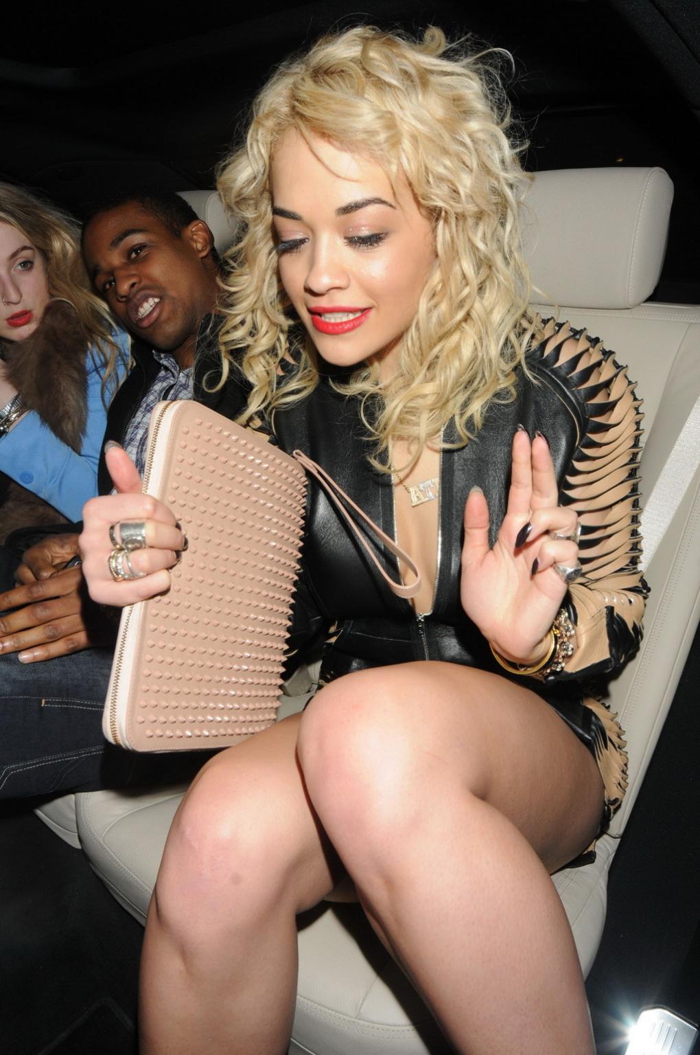 10P Rita Ora flashing her panties and big boobs in skimpy leather mini dress at the 