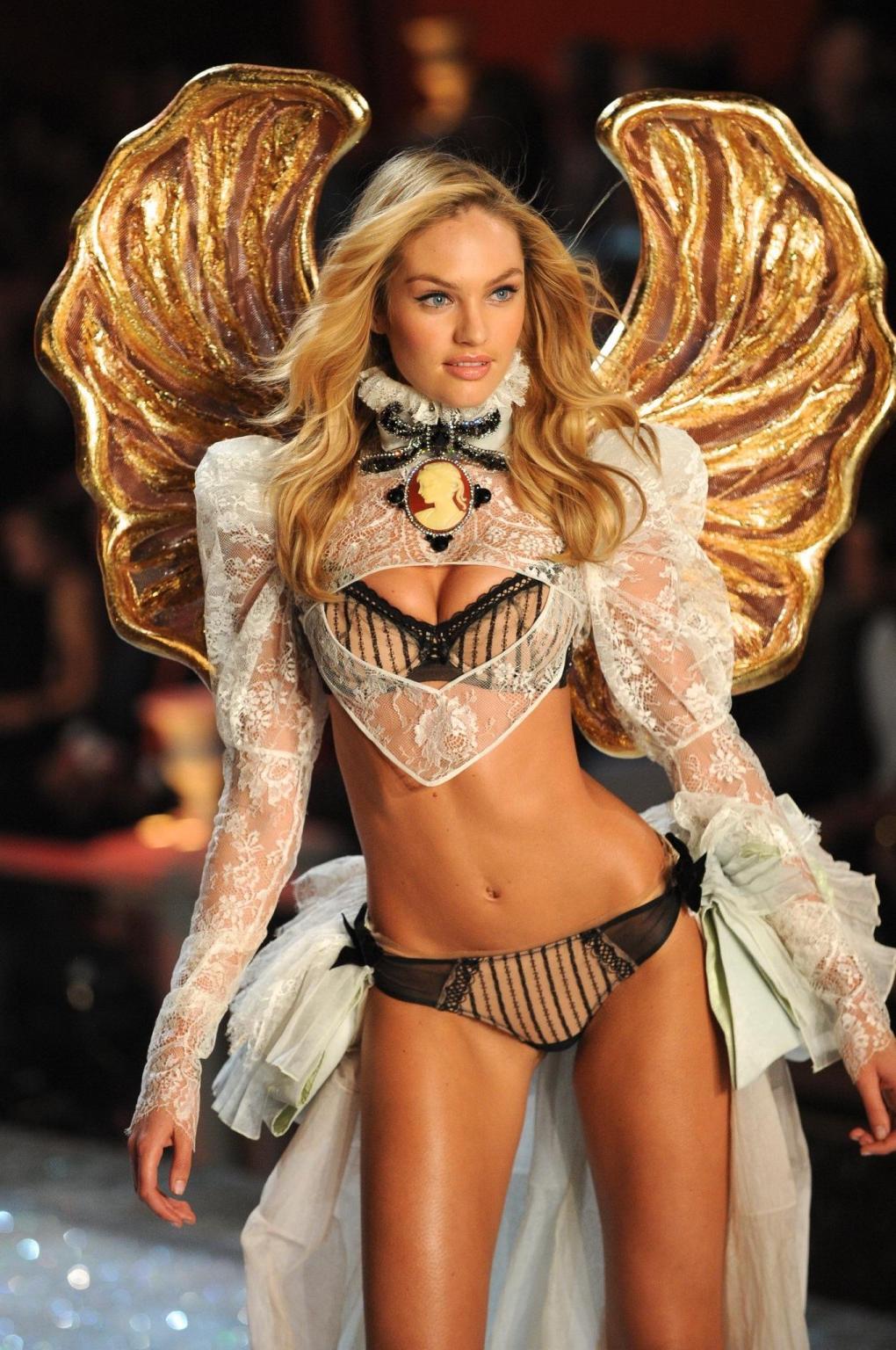 16P Candice Swanepoel wearing lingerie at Victoria's Secret Fashion Show
