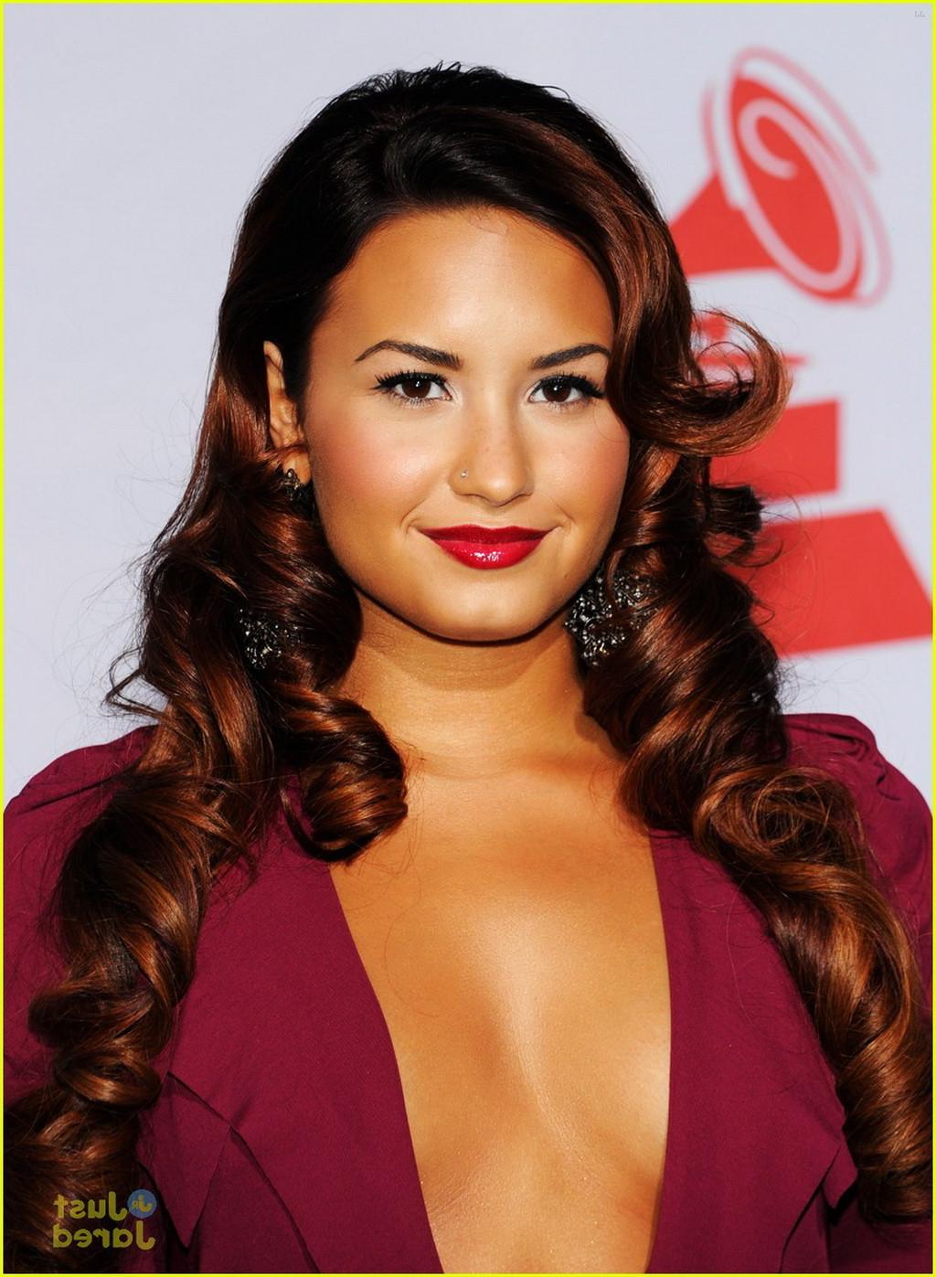 16P Demi Lovato braless showing side-boob at 12th Annual Latin Grammy Awards