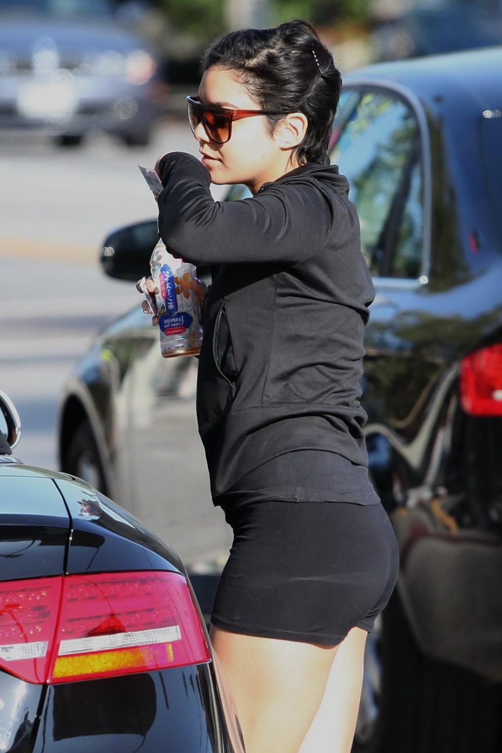 16P Vanessa Hudgens showing off her ass in black shorts after a yoga class in LA