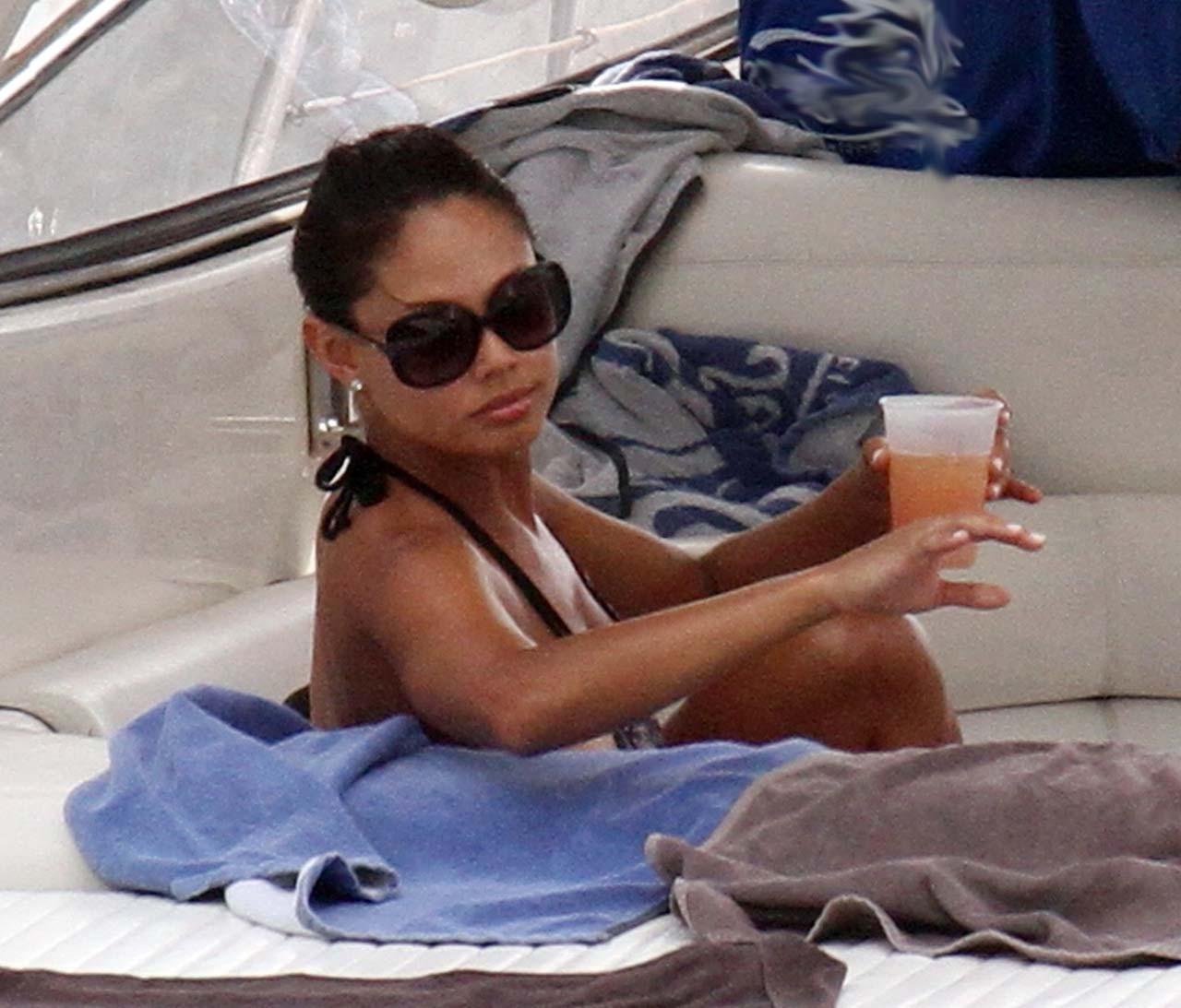 16P Vanessa Minnillo exposing sexy body and hot ass in bikini on yacht