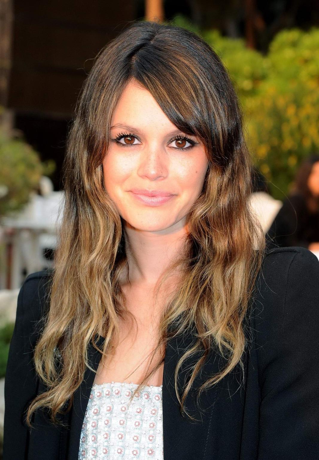 16P Rachel Bilson leggy wearing leather shorts in Cap d'Antibes