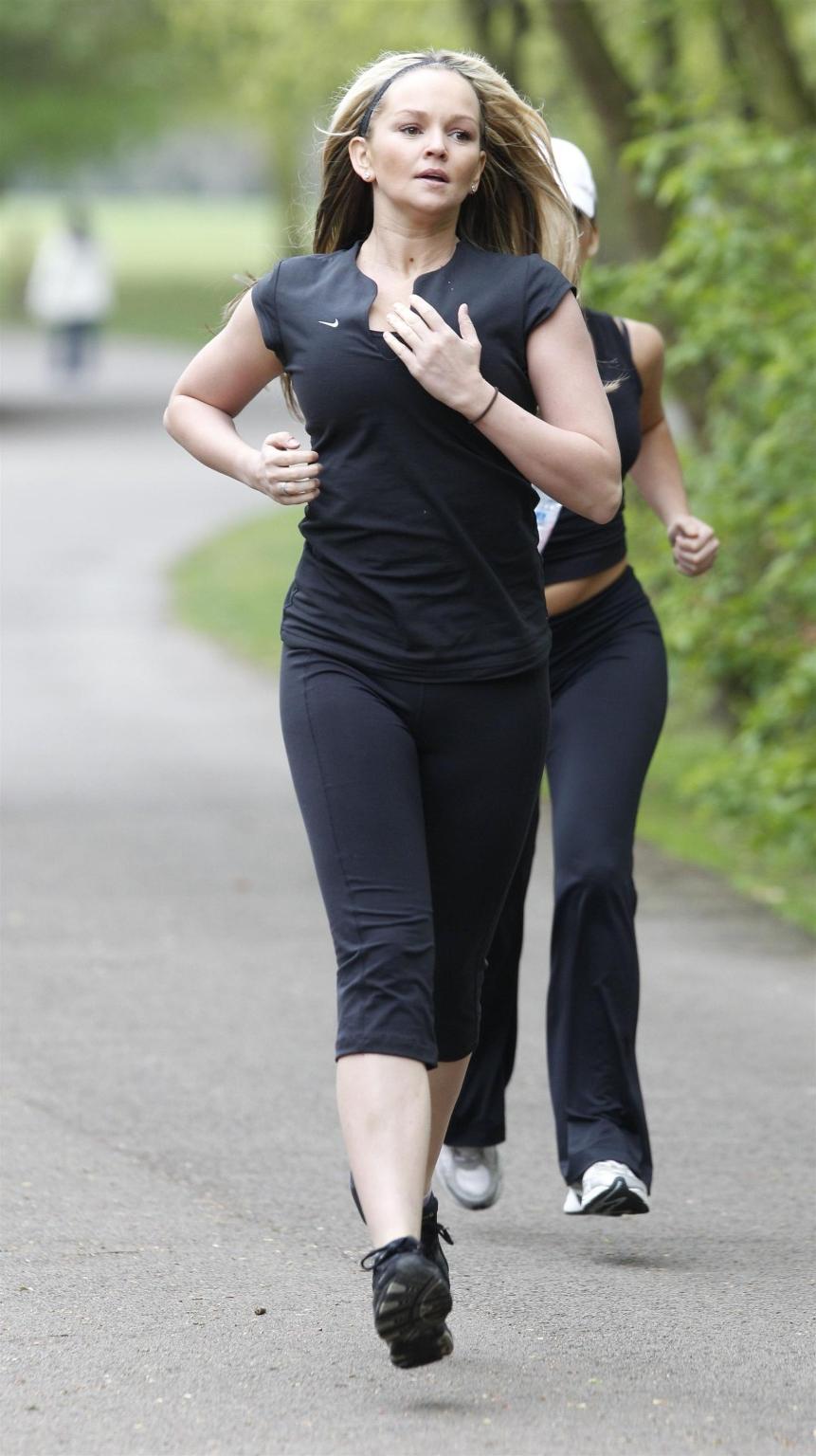 16P Jennifer Ellison shows off her ass in tight sweatpants while working out in Live