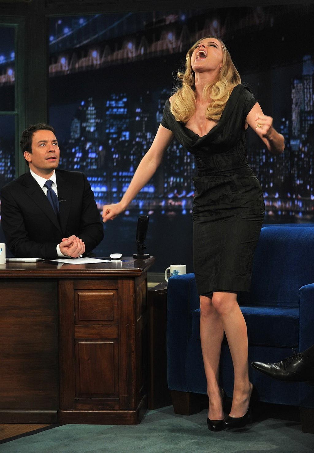 16P Amber Heard looking wild  sexy on Jimmy Fallon show