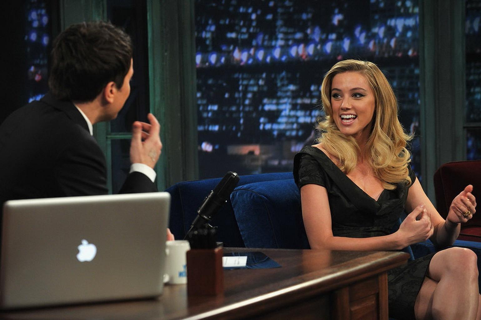 16P Amber Heard looking wild  sexy on Jimmy Fallon show