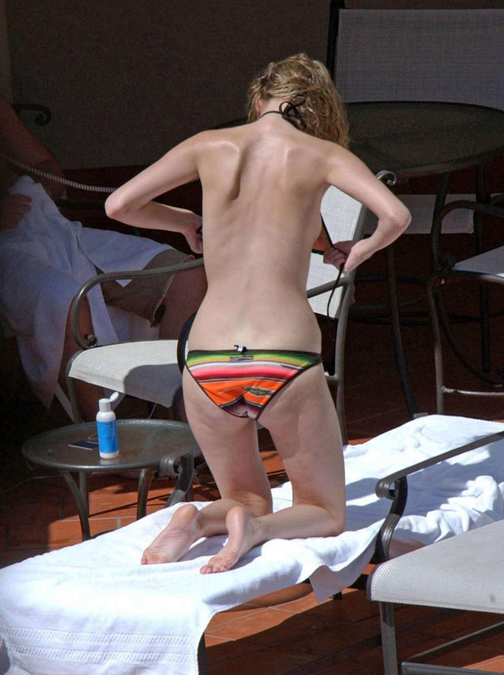 16P Mischa Barton flash panties upskirt and nipple slip paparazzi shoots