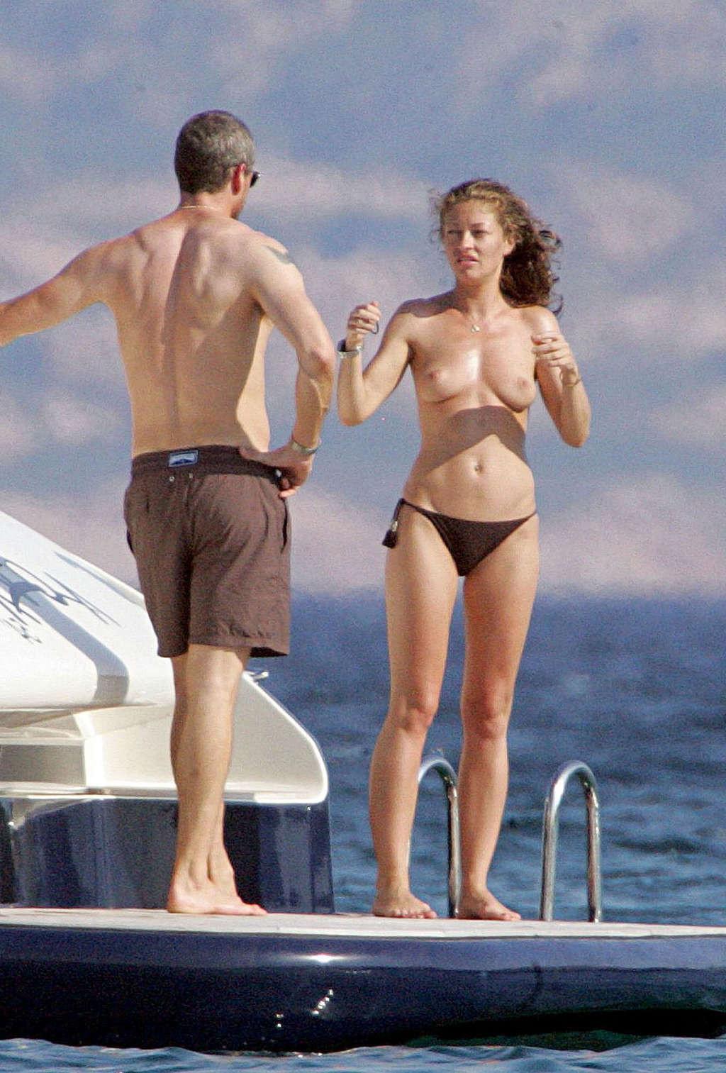16P Rebecca Gayheart showing her nice tits on yacht paparazzi pictures