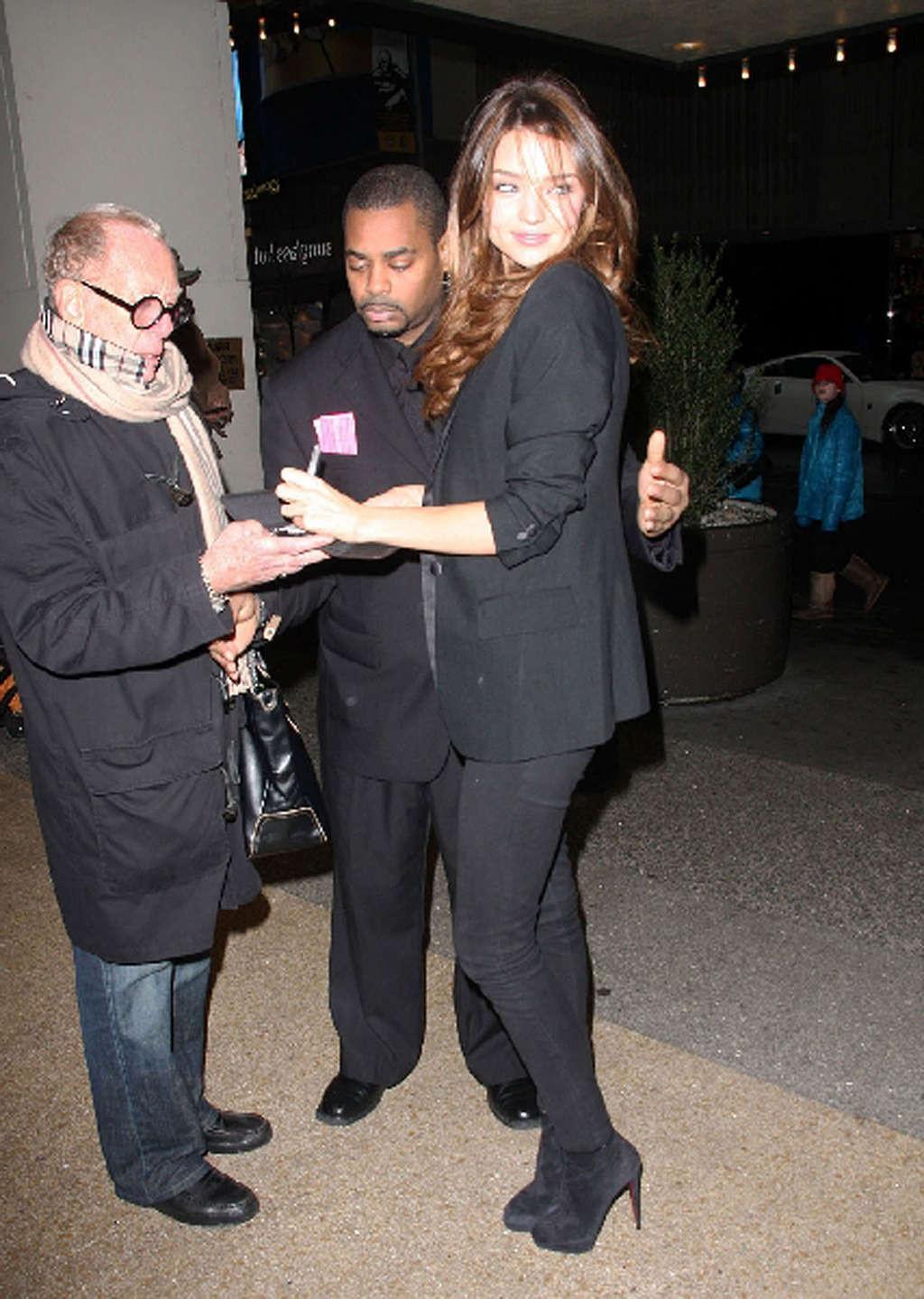 16P Miranda Kerr looking very sexy and attractive in the tight pants