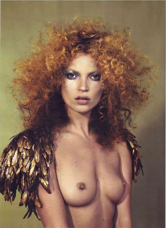 15P Kate Moss gorgeous nude topless and bush