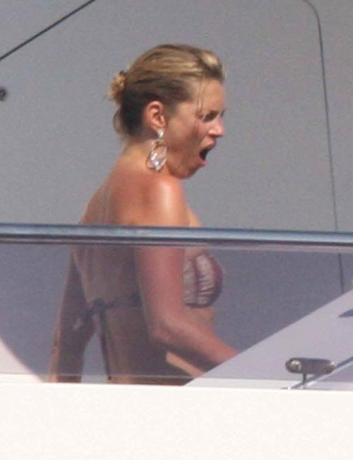 16P Kate Moss showing her nice small tits on yacht paparazzi pics