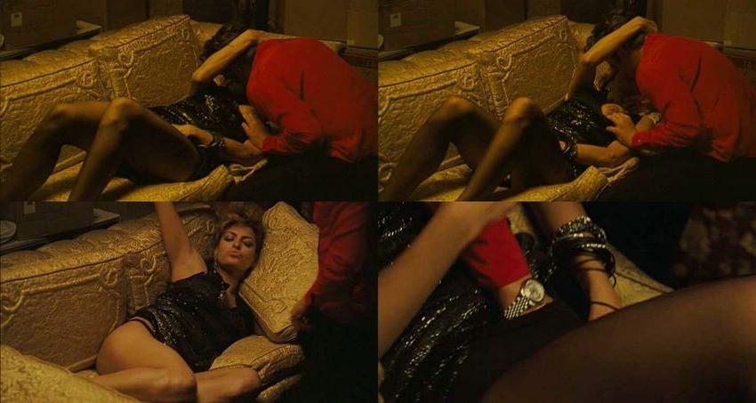 18P Eva Mendes shows her hot latin ass plus sexy nippleslip