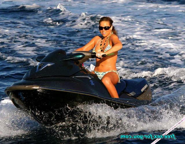 16P Mariah Carey posing sexy in bikini on yacht paparazzi pictures