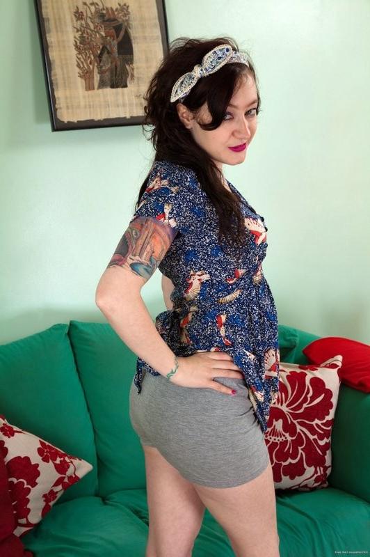 15P Emma got great tats and a hairy pussy