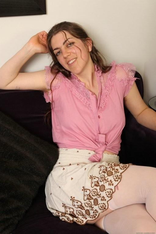 15P Silva Storey exposes her hairy mature pussy