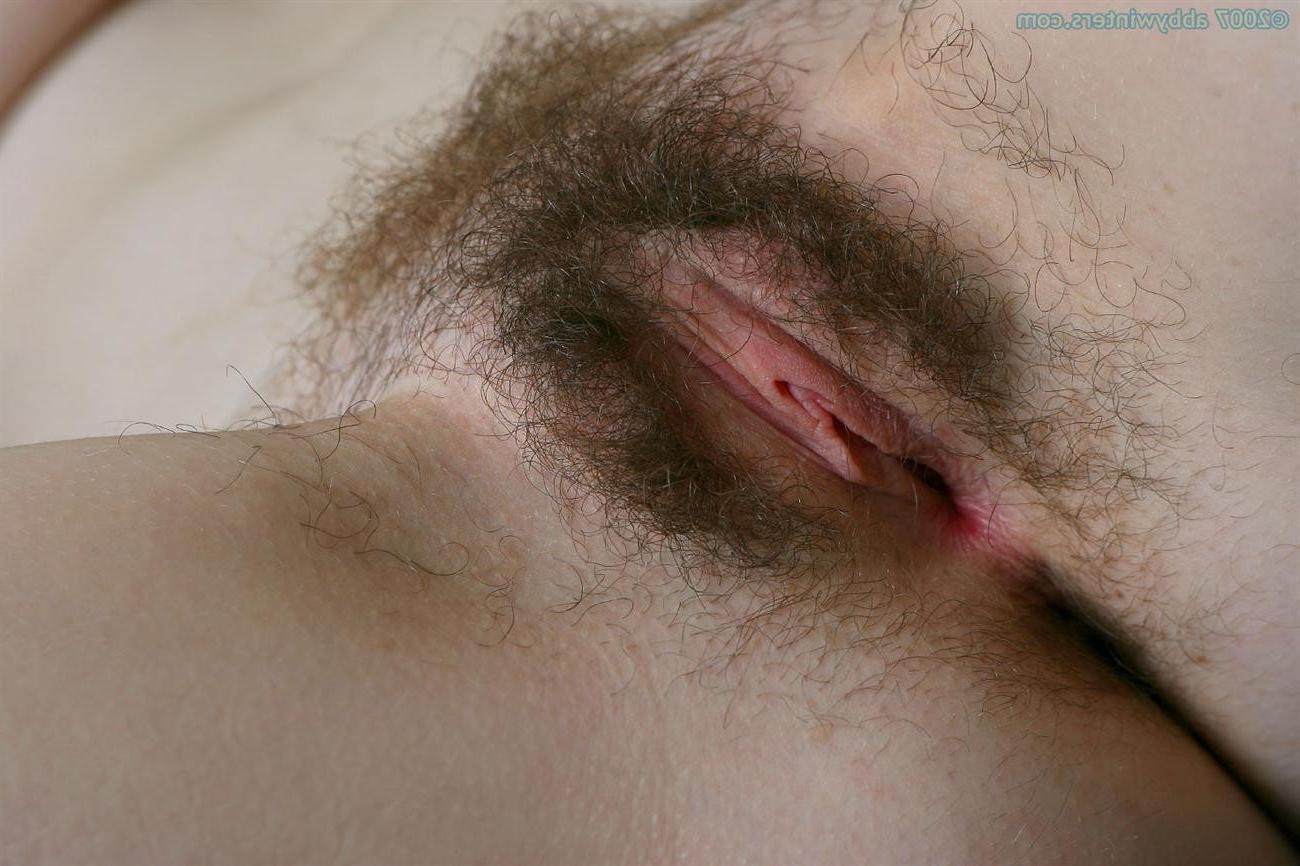 17P Girl next door spreads her wet natural hairy pussy