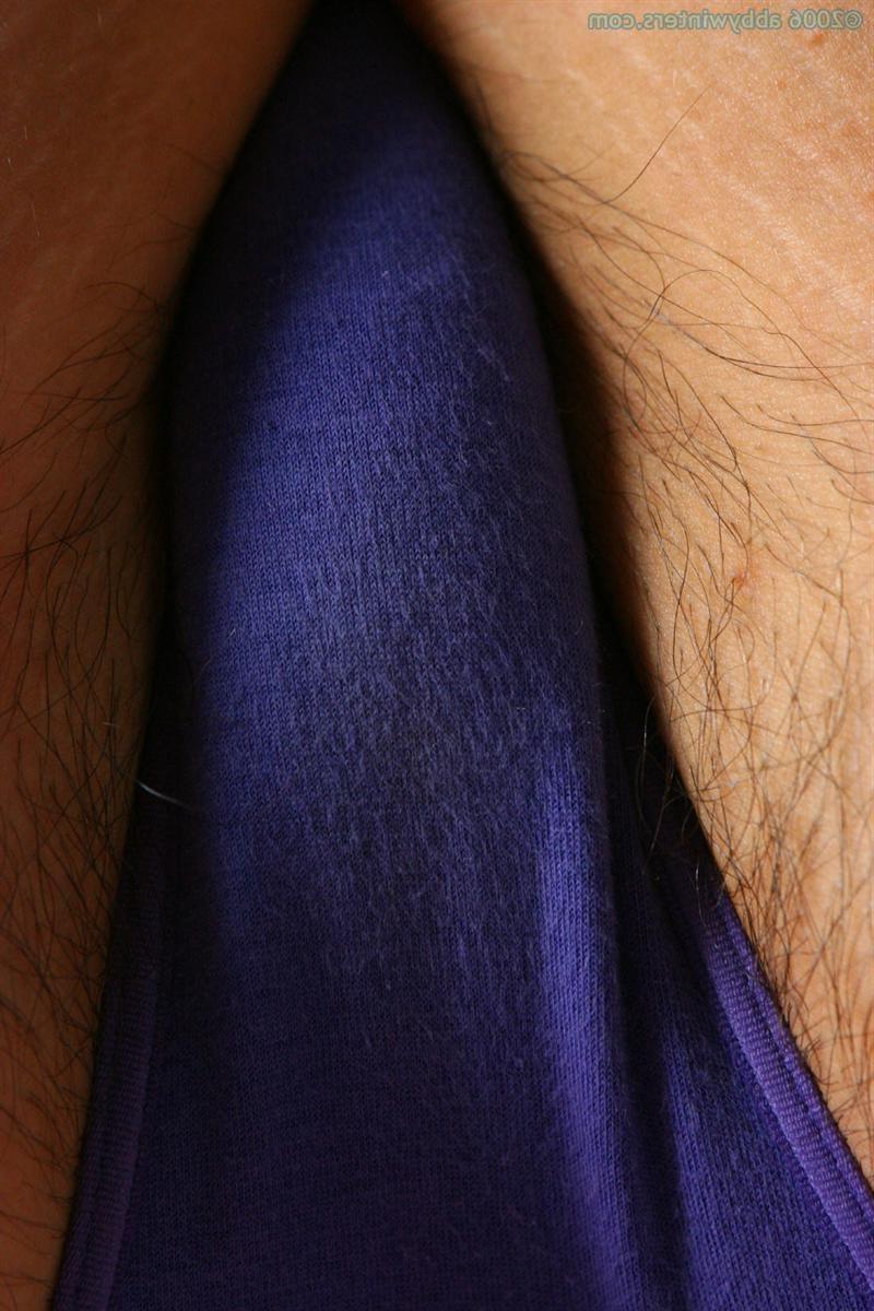 17P Natural unshaven hippie girl spreading her hairy pussy