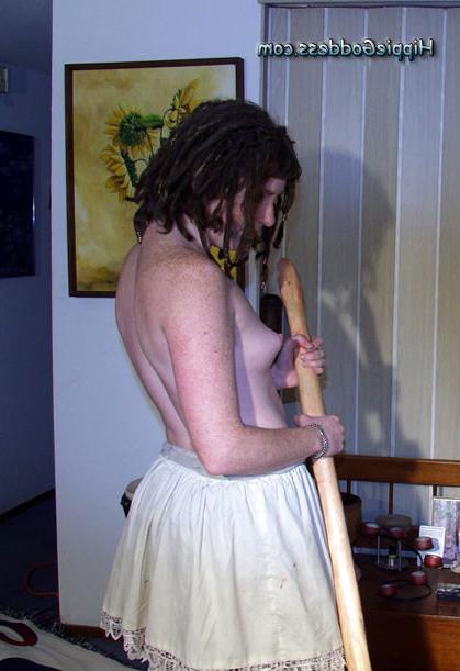 15P Hairy redhead hippie girl
