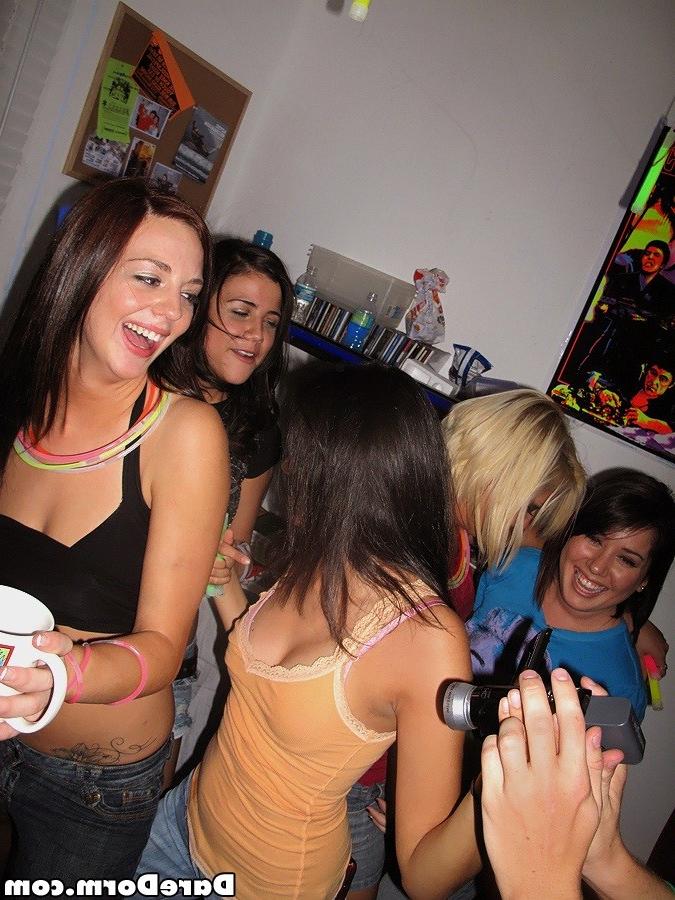 16P College coeds dorm party