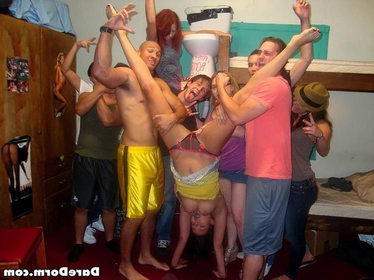 15P Real college girl friends getting nailed by horny students
