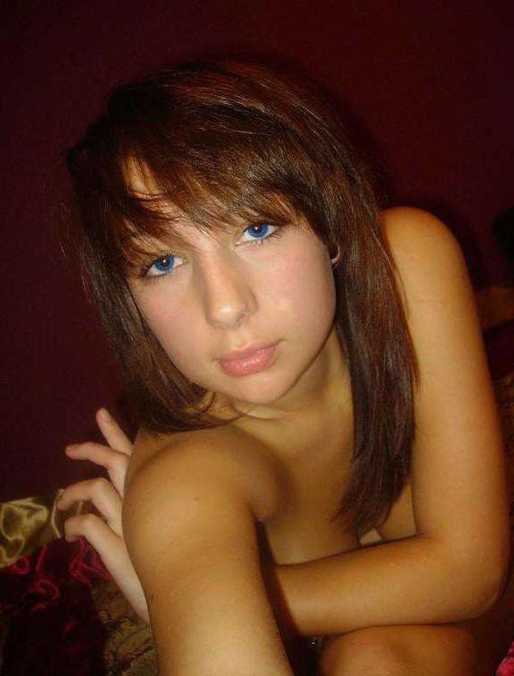 16P Pictures of hot and sexy camwhores