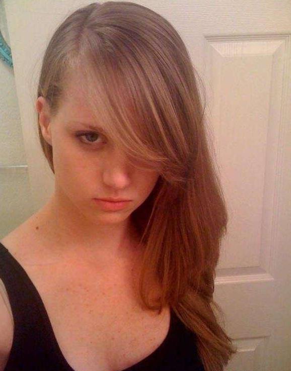 16P Pictures of babes camwhoring for their flings
