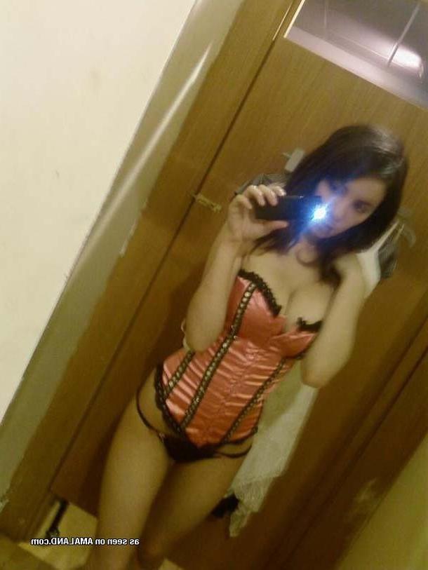 16P Picture selection of Sally getting sexy with her cam
