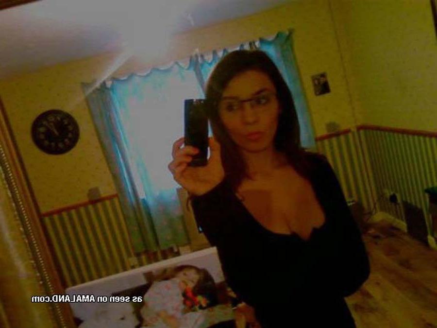 16P Picture selection of Sally getting sexy with her cam