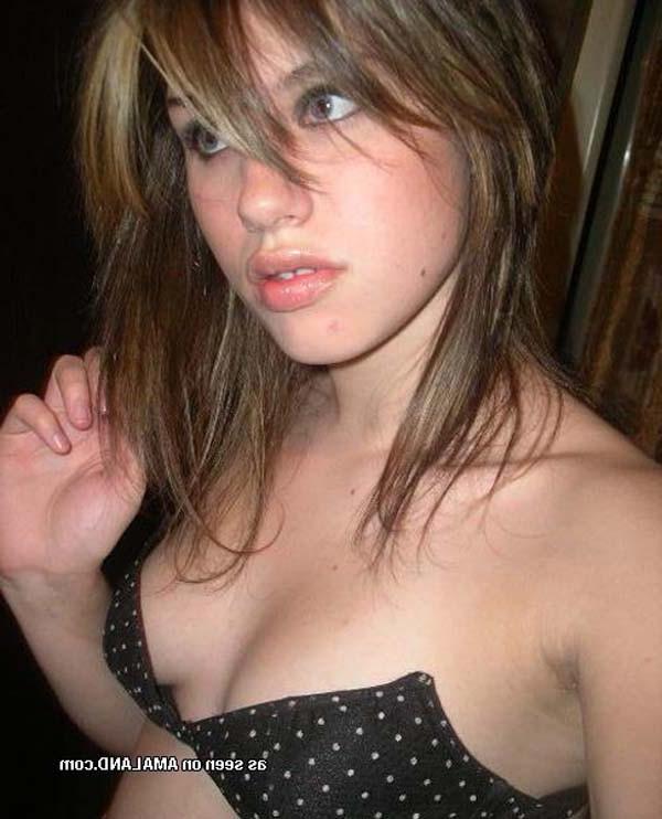 16P Hot compilation of sexy Drew's nice amateur selfpics