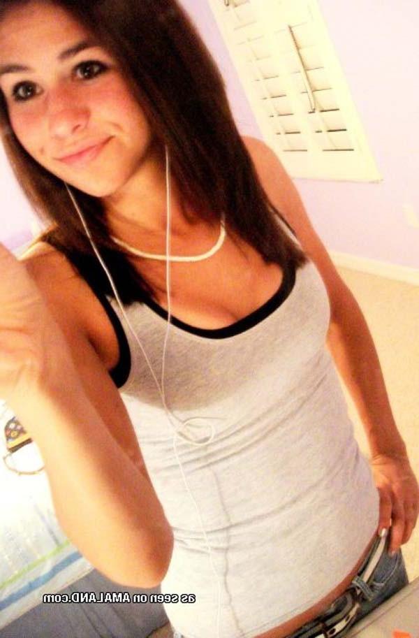 16P Pictures of three amateur selfshooting hotties