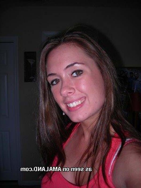 16P Nice collection of selfpics of hottie amateur Chelsea