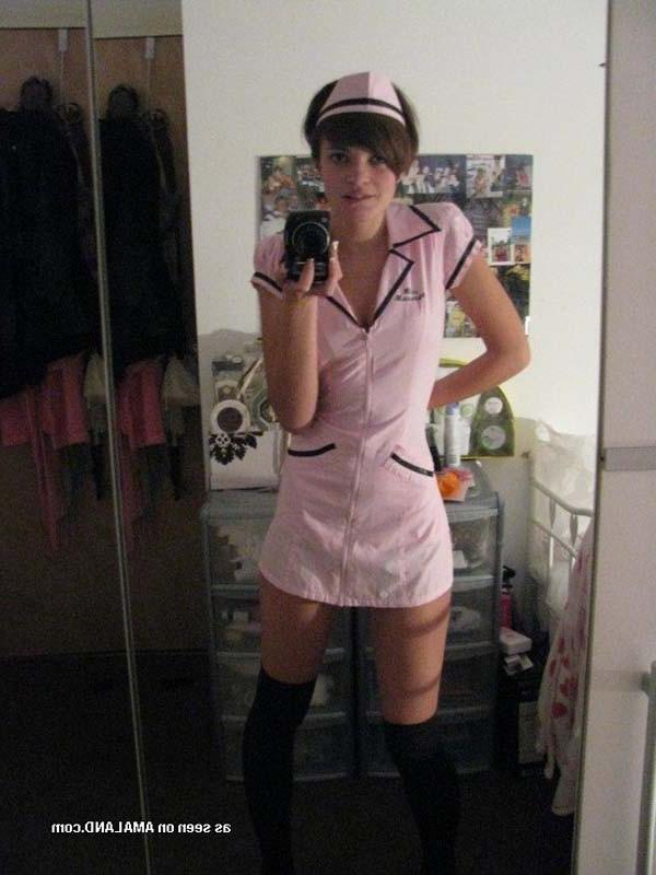 16P Nice collection of selfpics of pretty amateur hotties