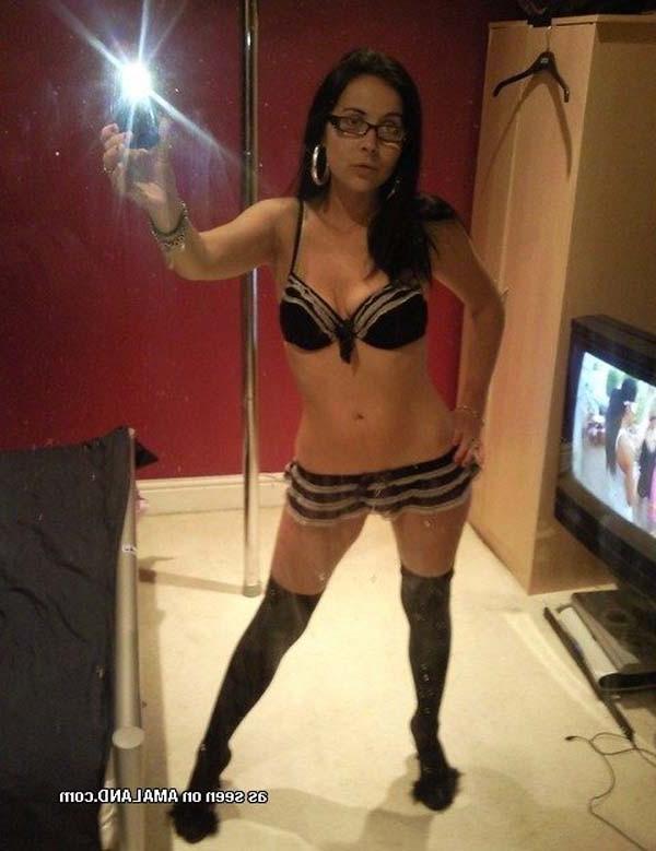 15P Picture gallery of random sexy girlfriends