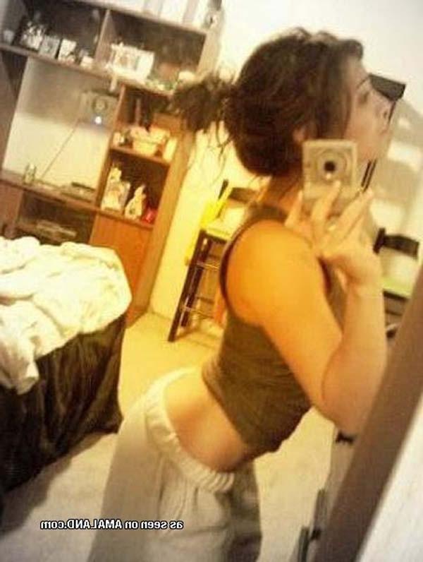 16P Collection of hot pictures of a sexy kinky chick