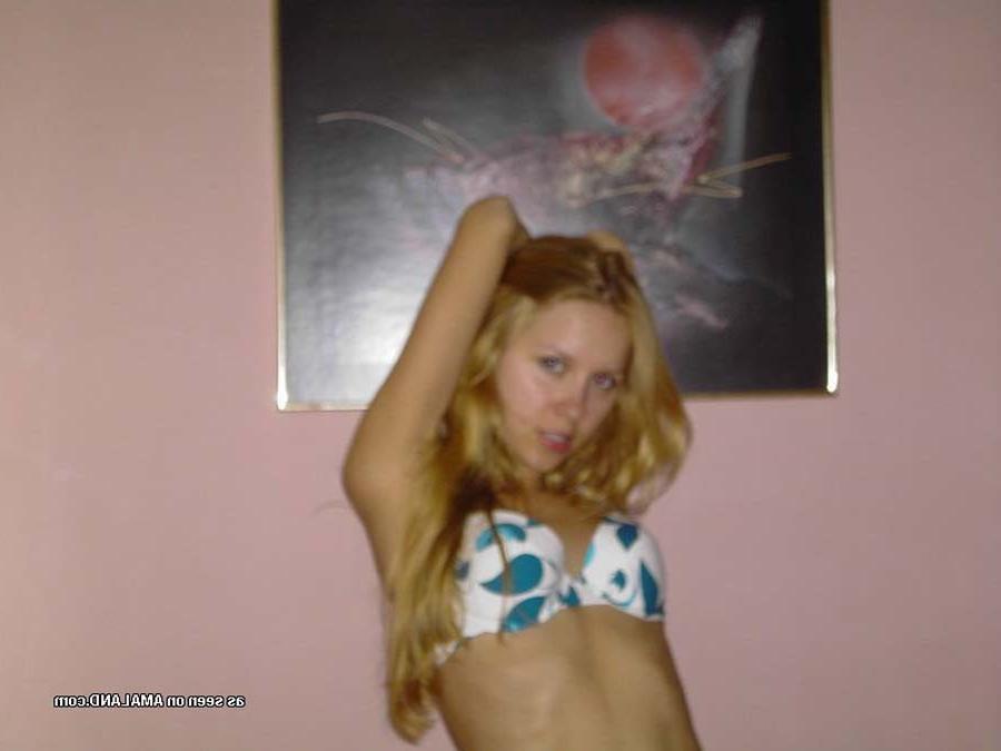 15P Nice and sizzling selfpics of gorgeous amateur girlfriends