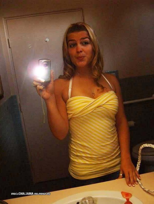 16P Pictures of a selfshooting vain prom queen