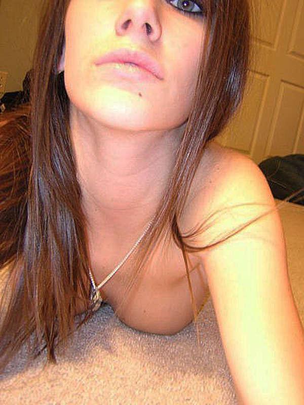 16P Pictures of various hot amateur babes