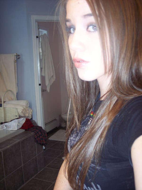 16P Pictures of gorgeous camwhoring bitches