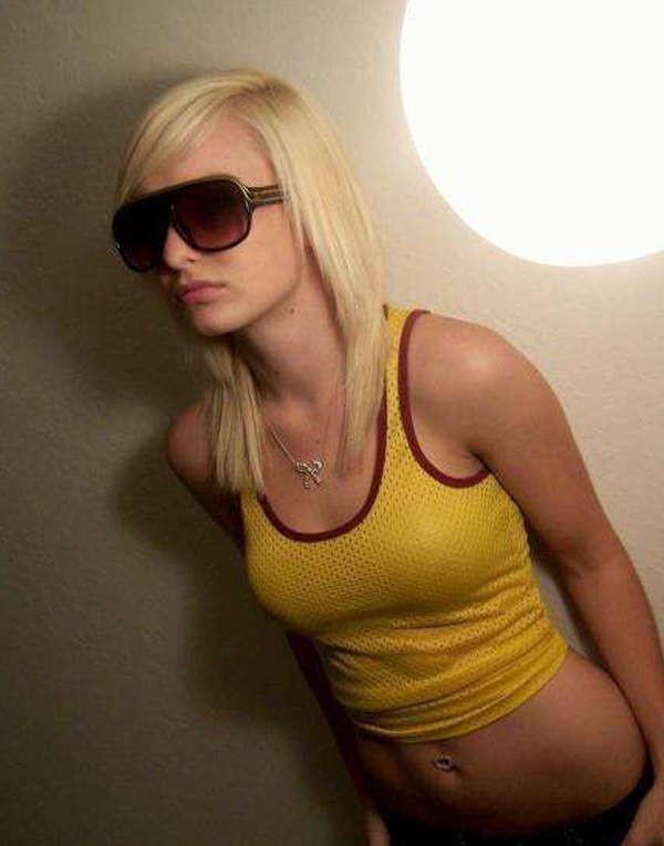 16P Nice collection of hot Alexi's selfpics