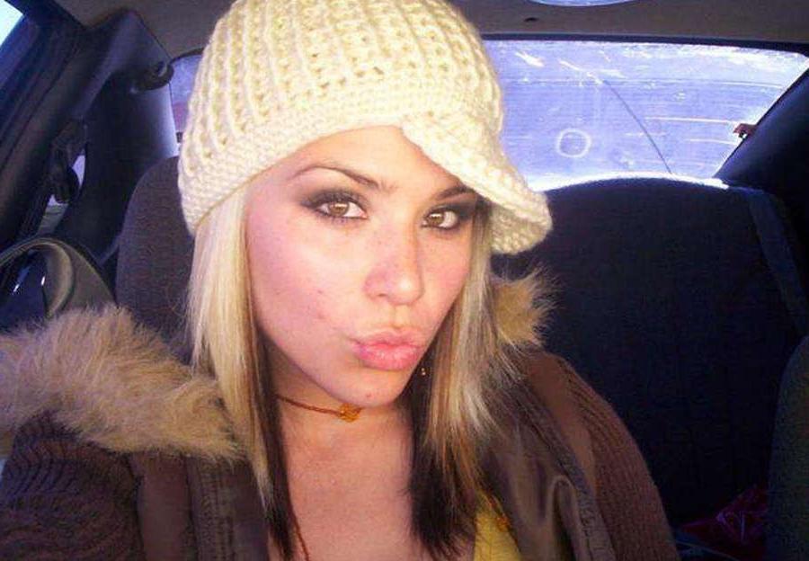 15P Pictures of a kinky amateur girlfriend